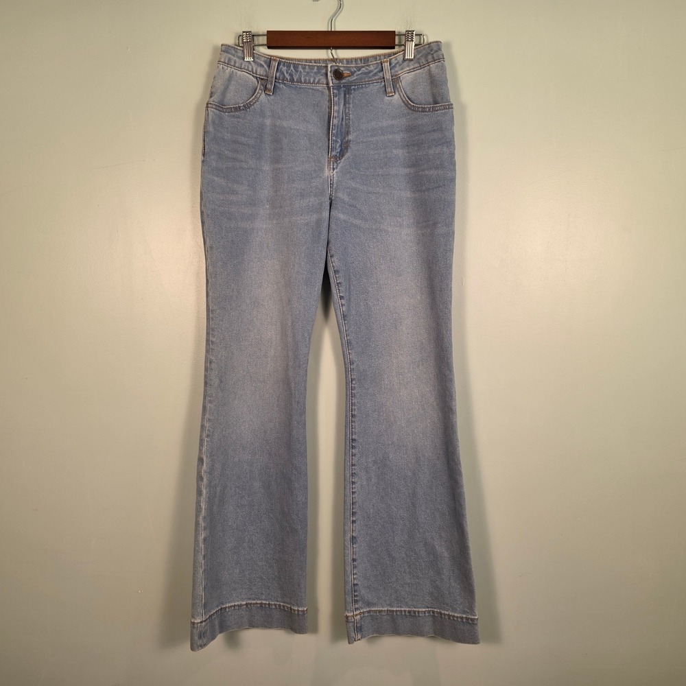 Wrangler Women Light Wash Wide Leg Trouser Jeans 09MWWBT 11/12x32 Mid Rise Denim